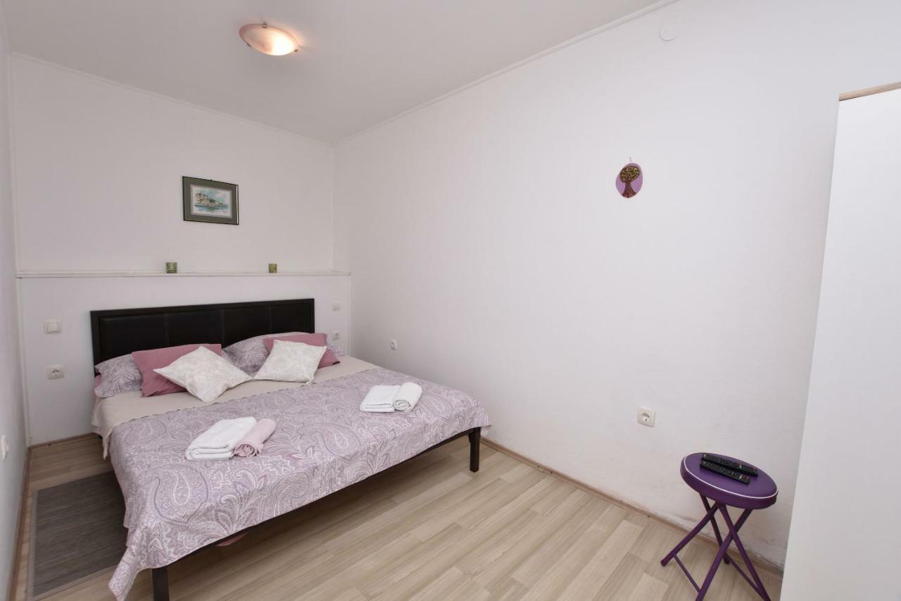 Apartments Dragica Primošten Esterno foto