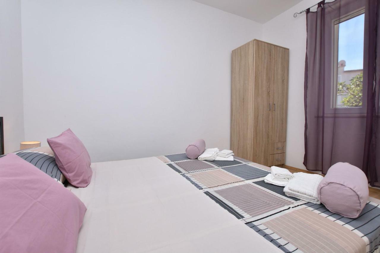 Apartments Dragica Primošten Esterno foto
